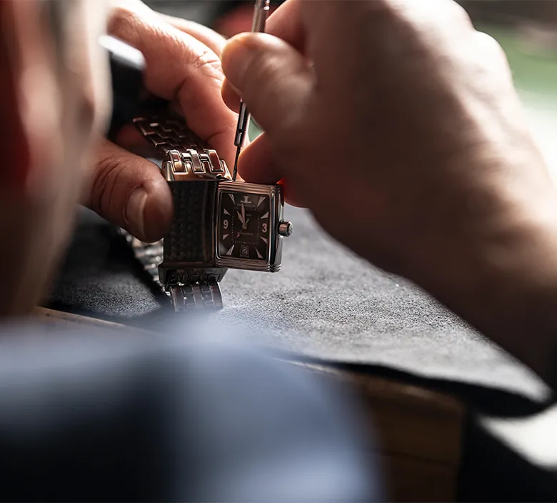 Uhren, Schmuck und Werkstatt-Einblicke bei Zeit-Punkt