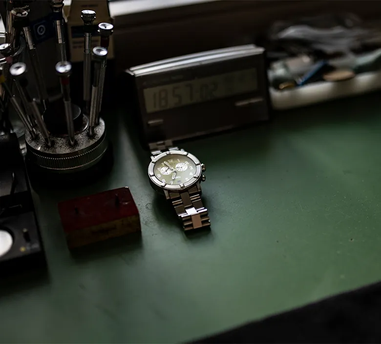 Armbanduhren und Uhrmacherarbeiten vom Juwelier Zeit-Punkt in Wr. Neustadt