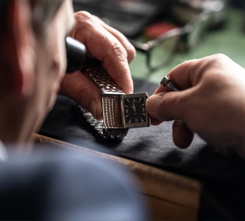 Armbanduhren und Uhrmacherarbeiten vom Juwelier Zeit-Punkt in Wr. Neustadt